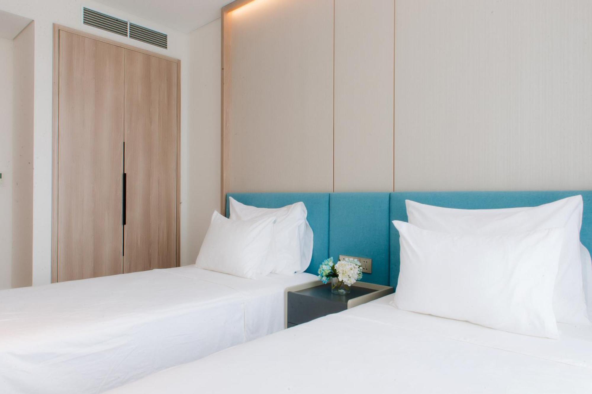 A La Carte Ha Long Apartment By The Beach Exterior foto